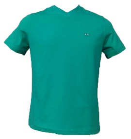 Camiseta verde com gola V